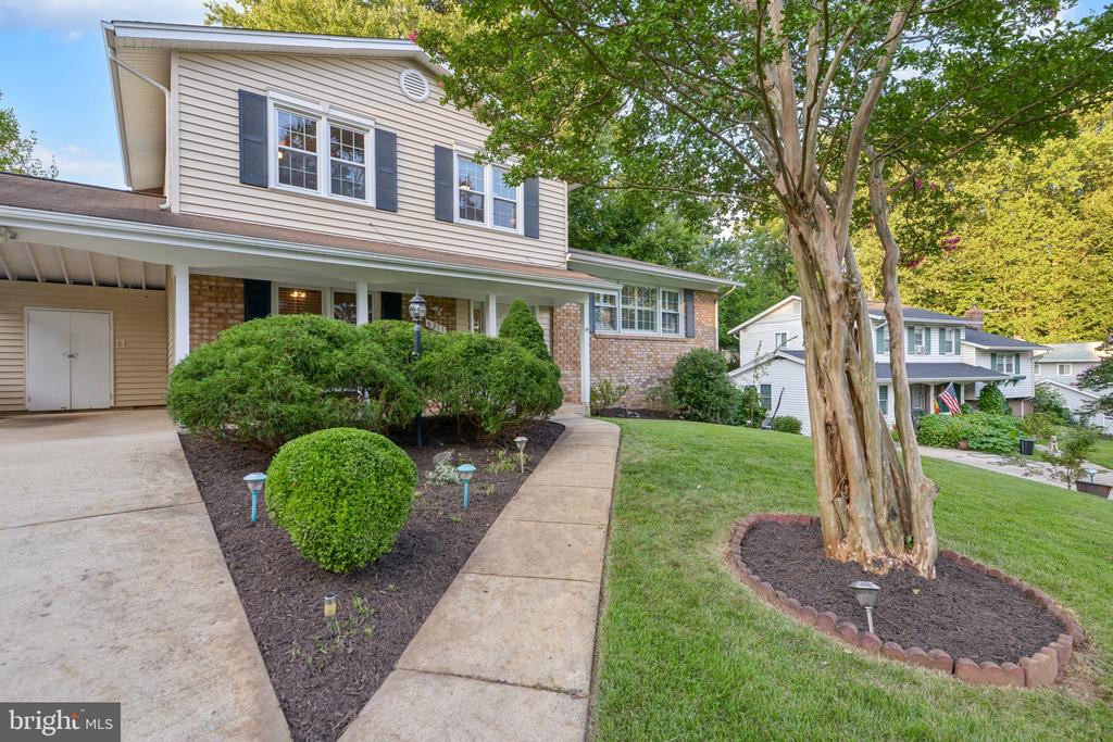 5311 Manorfield Rd