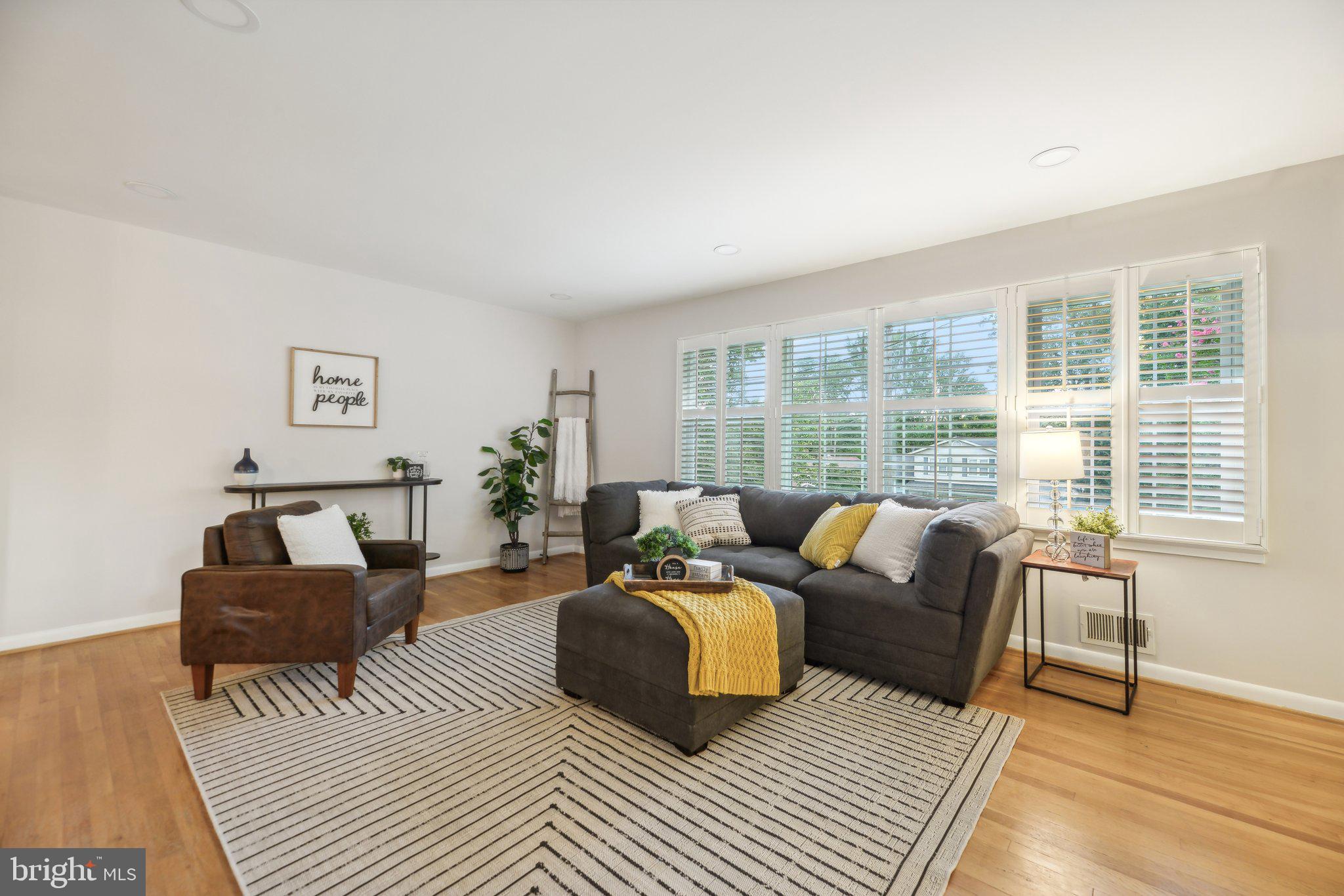 5311 Manorfield Rd