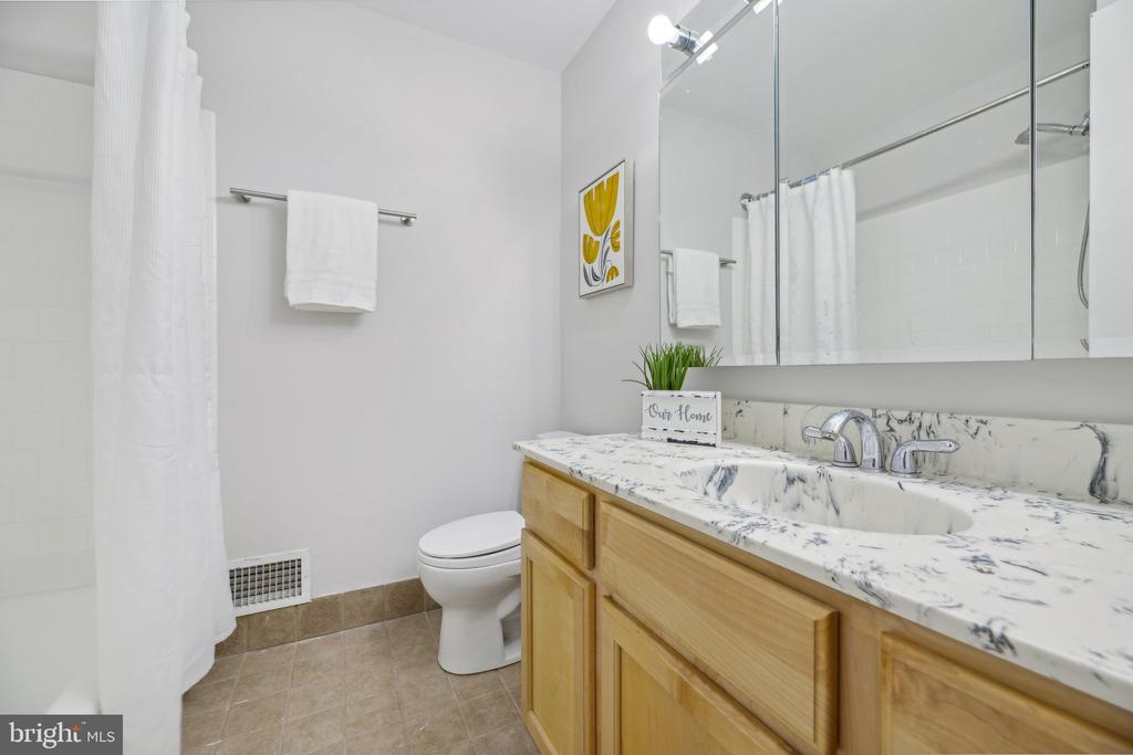 5311 Manorfield Rd