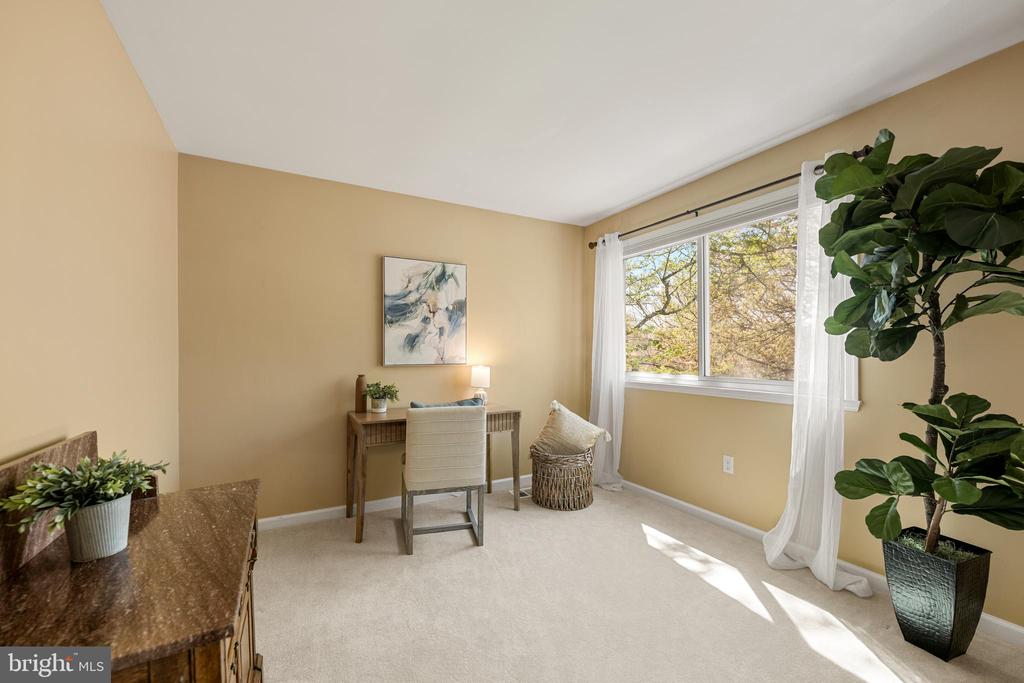 18702 GINGER COURT