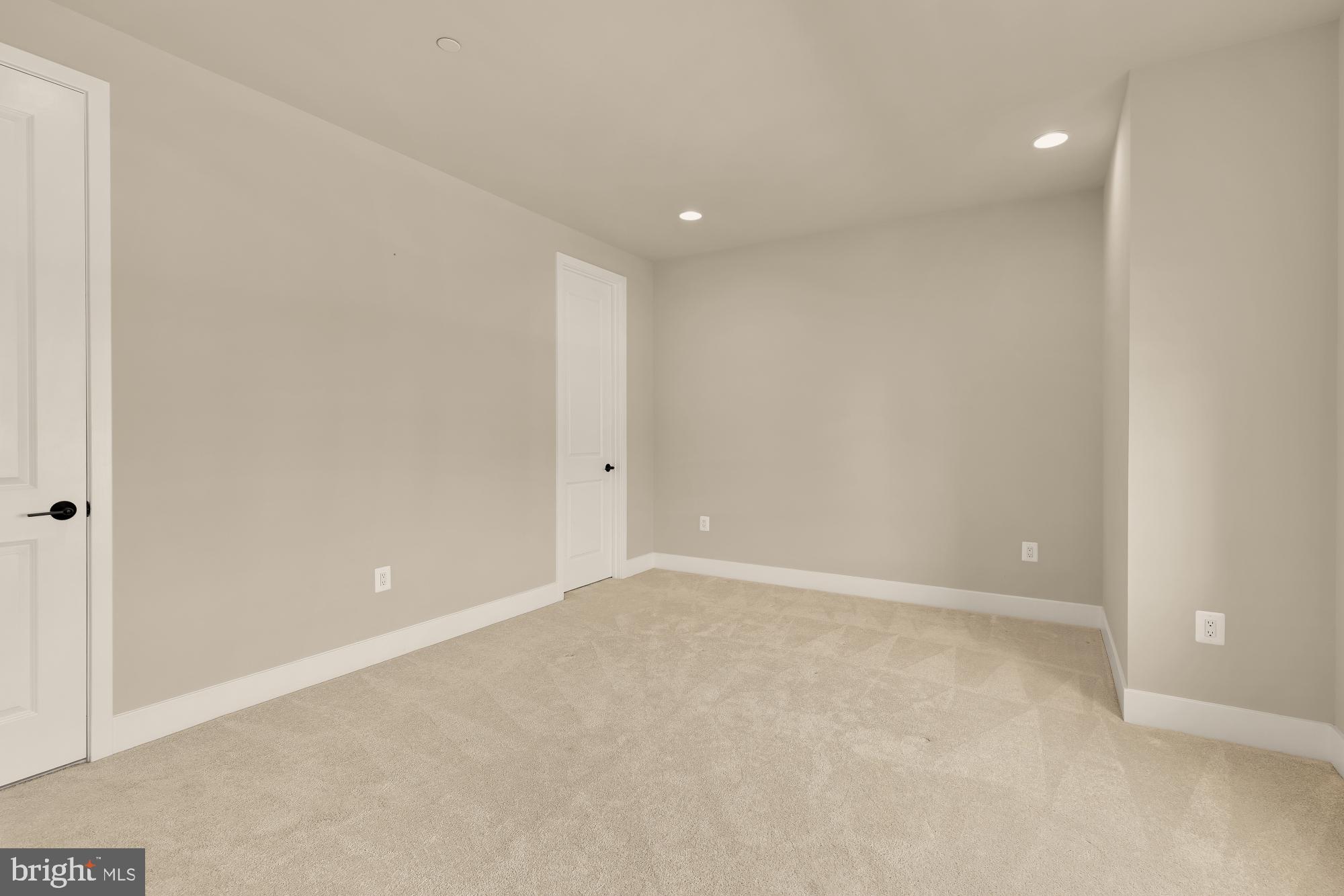 9725 LANTANA WAY