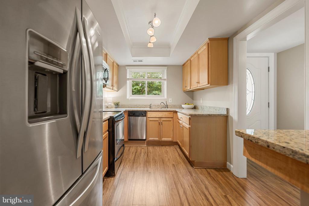 3250 GLENEAGLES DRIVE Unit: 104-B