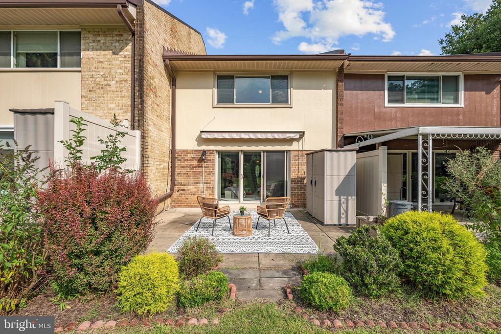 3250 GLENEAGLES DRIVE Unit: 104-B