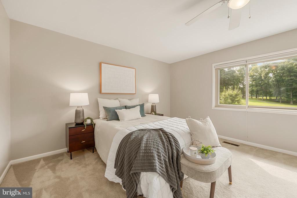 3250 GLENEAGLES DRIVE Unit: 104-B