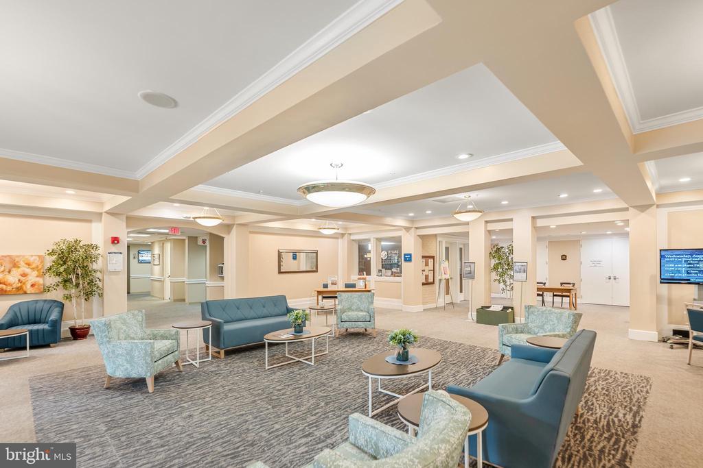 3250 GLENEAGLES DRIVE Unit: 104-B