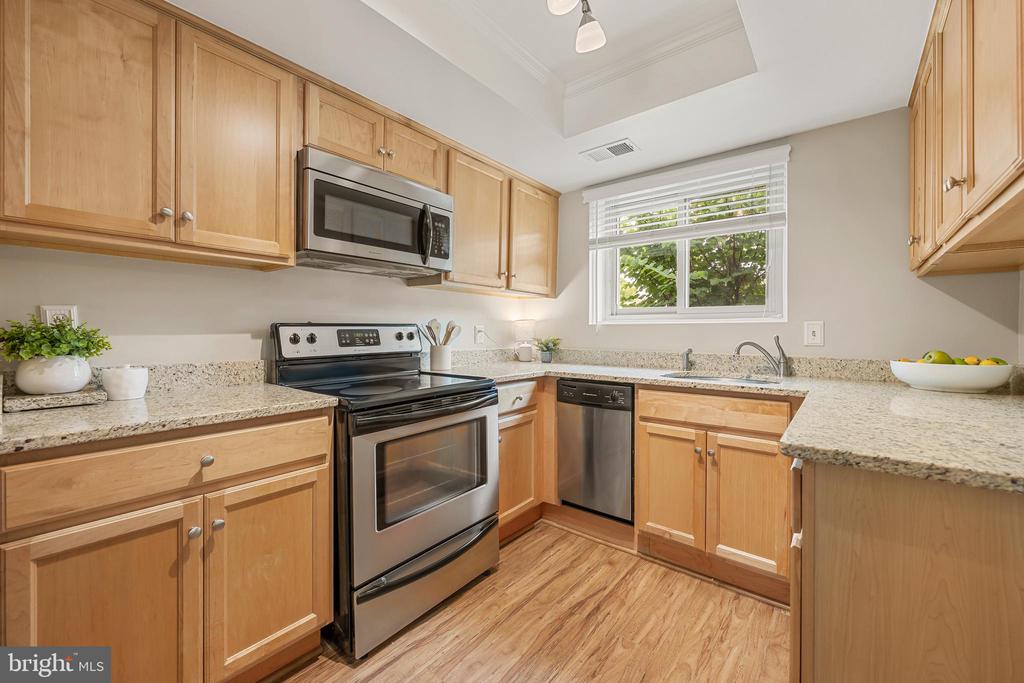3250 GLENEAGLES DRIVE Unit: 104-B