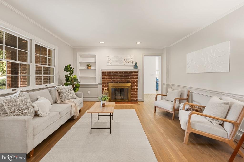 1750 OVERLOOK DRIVE