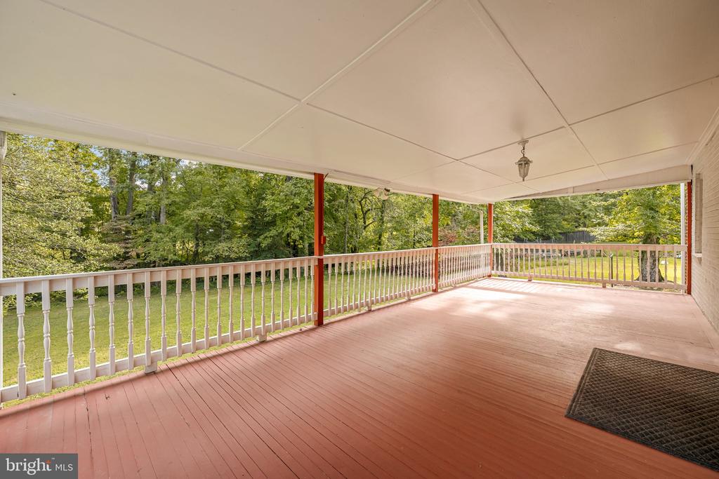 1750 OVERLOOK DRIVE