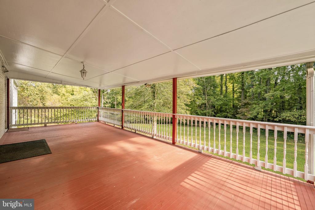 1750 OVERLOOK DRIVE