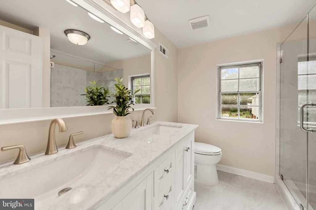 1750 OVERLOOK DRIVE