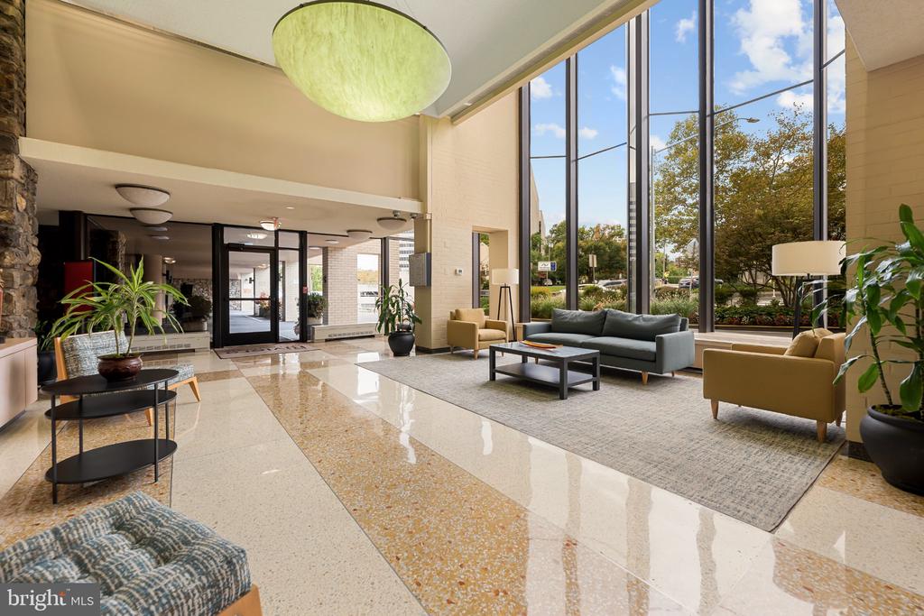 4242 E WEST HIGHWAY Unit: 506