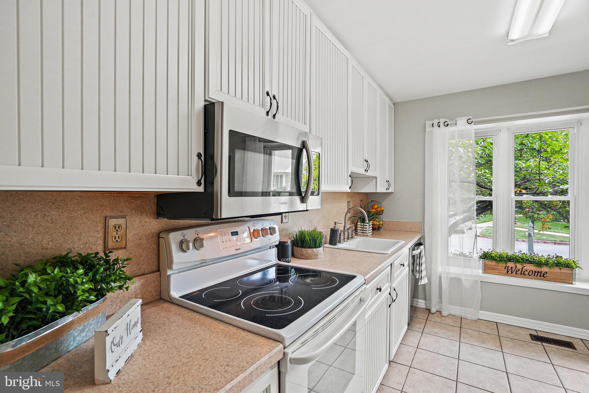 14924 Laurel Oaks LANE Unit: 35