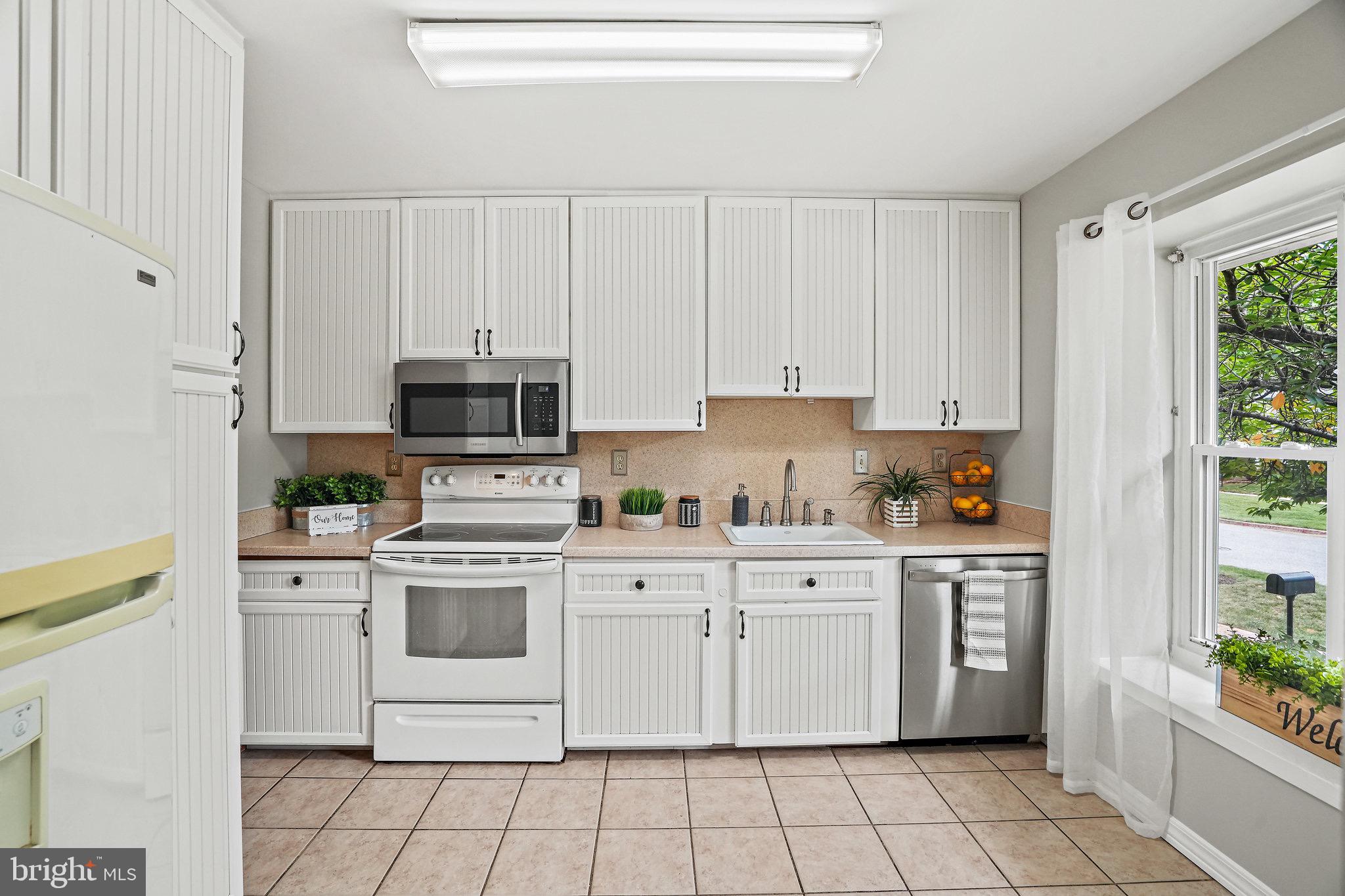 14924 Laurel Oaks LANE Unit: 35