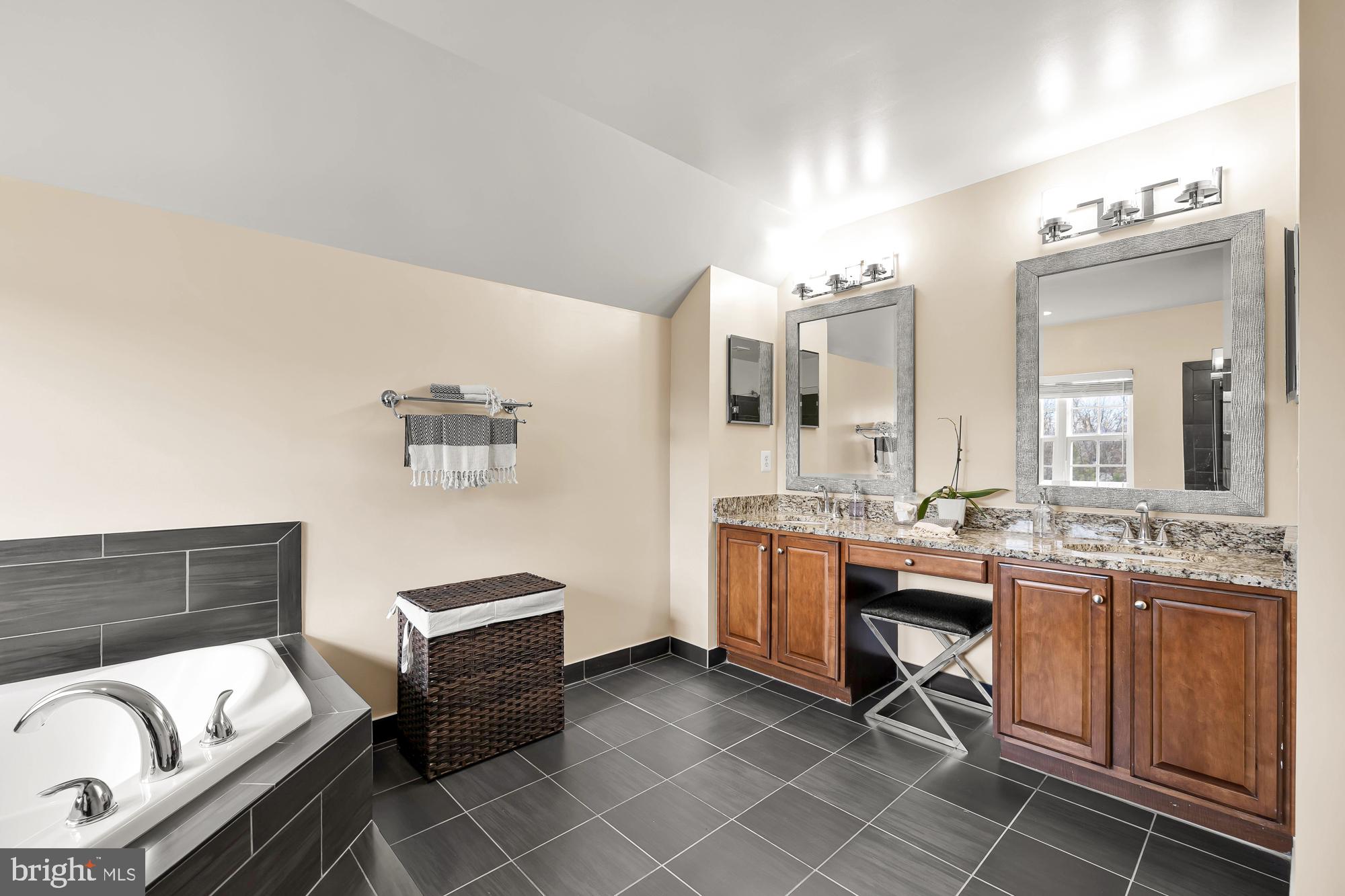 1304 Saint James Road