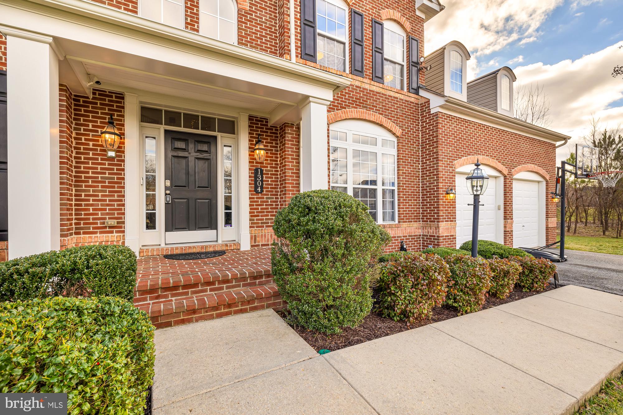 1304 Saint James Road