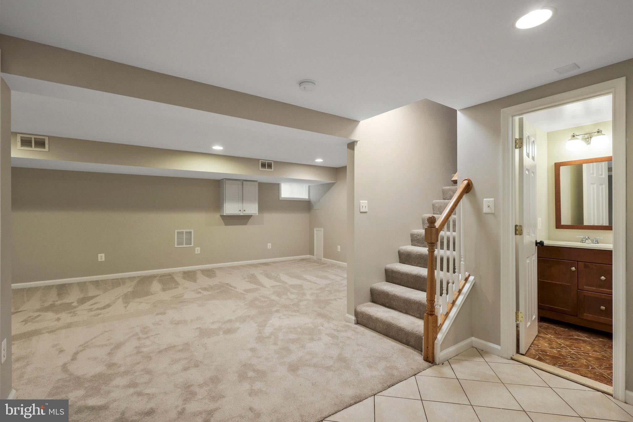2411 Brooks Dr