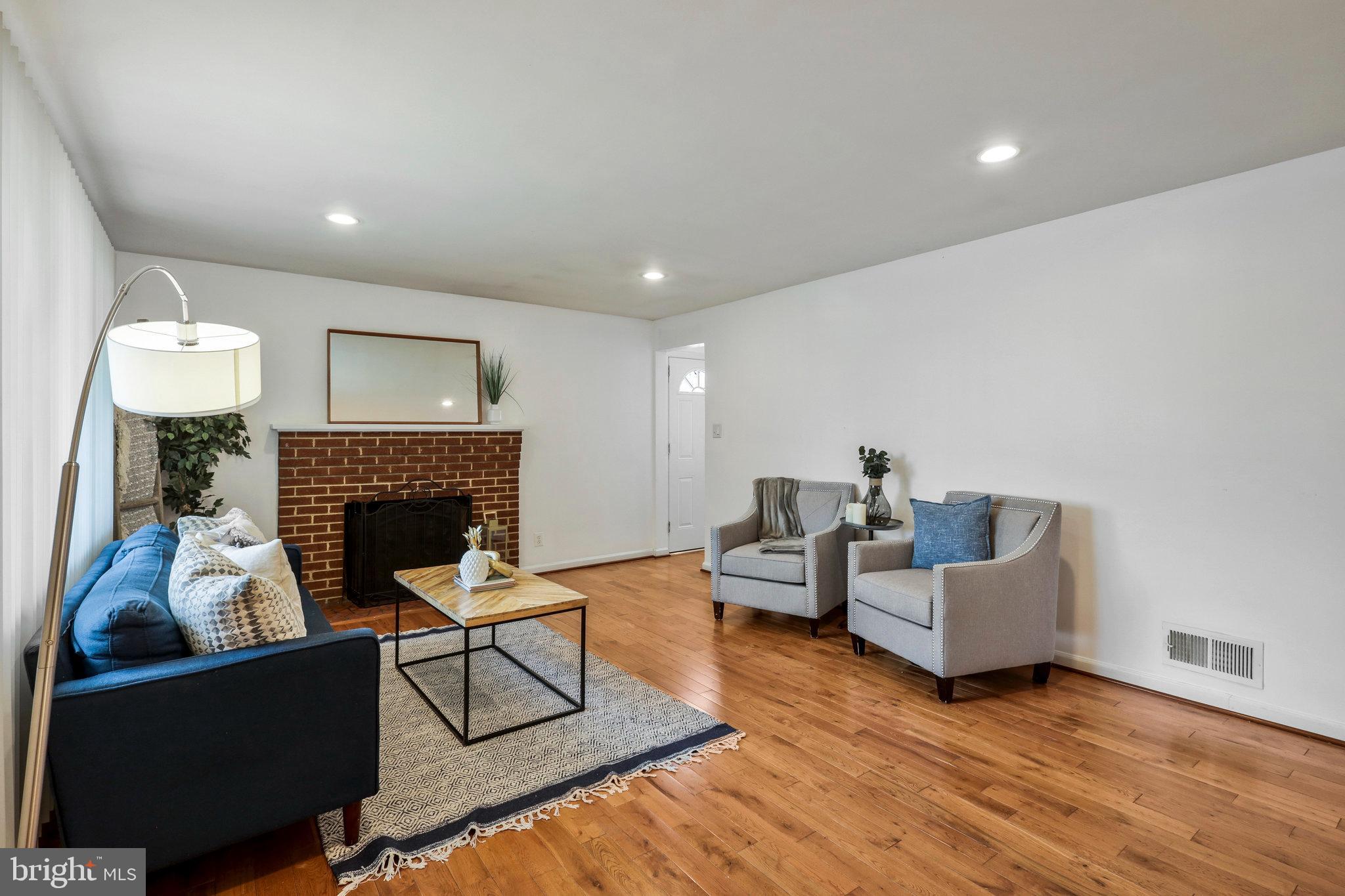2411 Brooks Dr