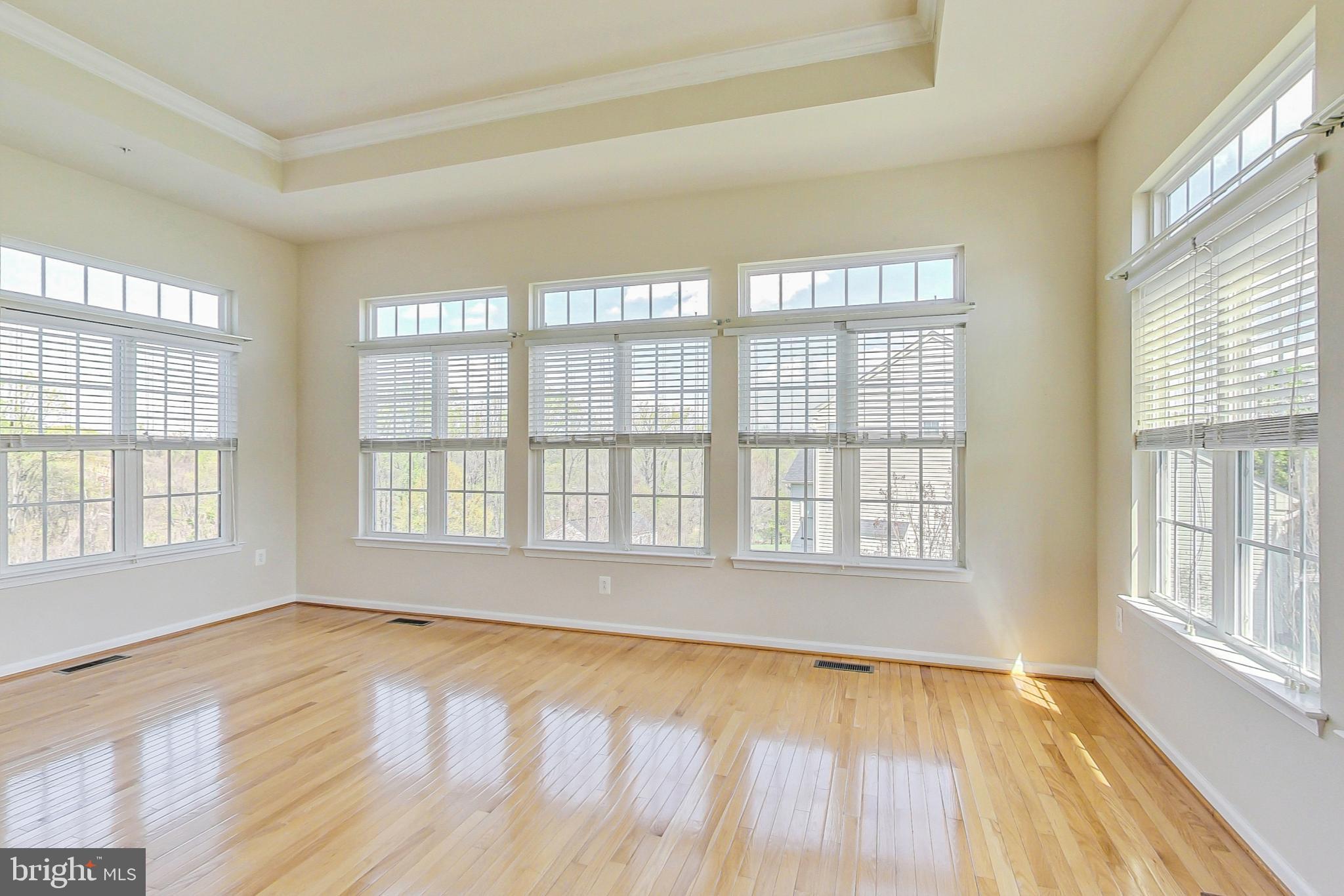 1810 Orchard Hill Dr