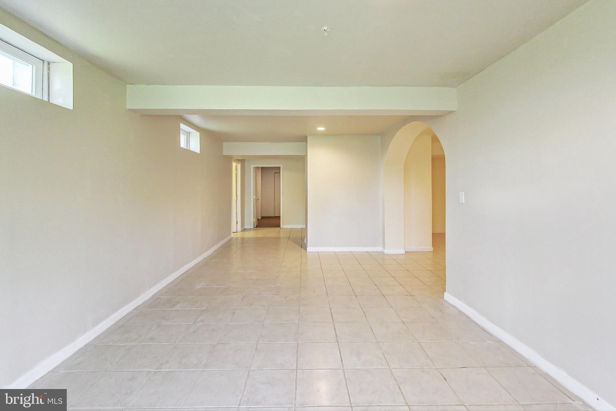 1810 Orchard Hill Dr