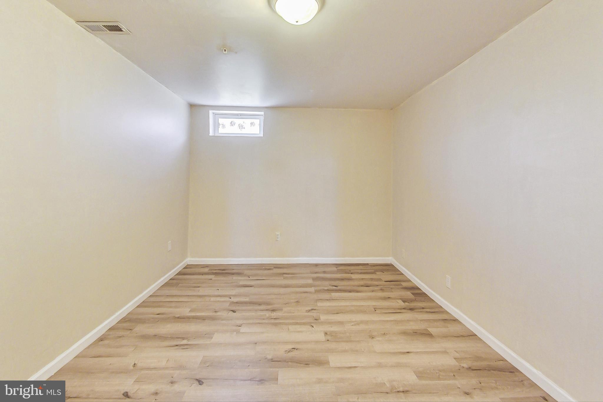 1810 Orchard Hill Dr