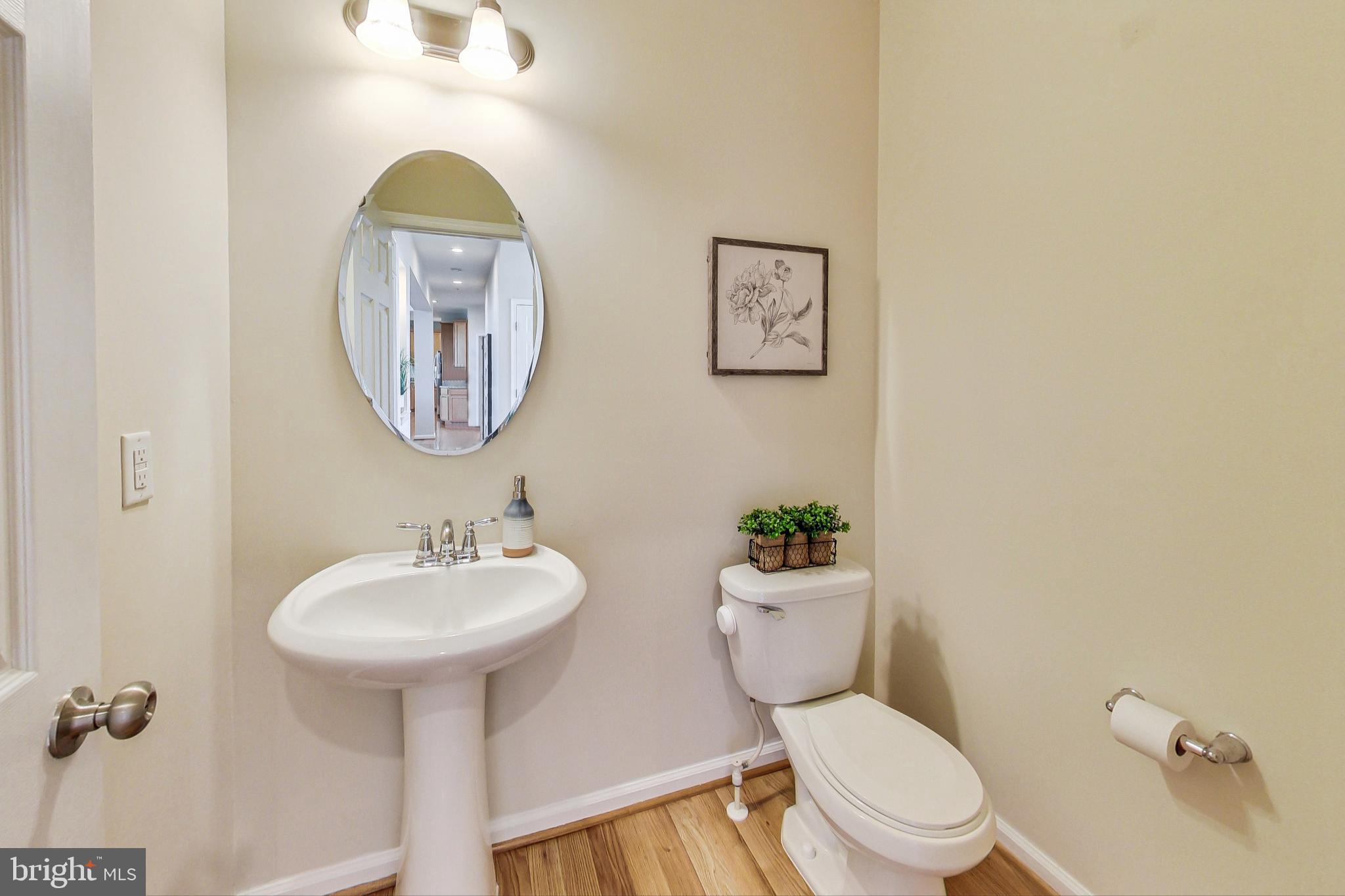 1810 Orchard Hill Dr