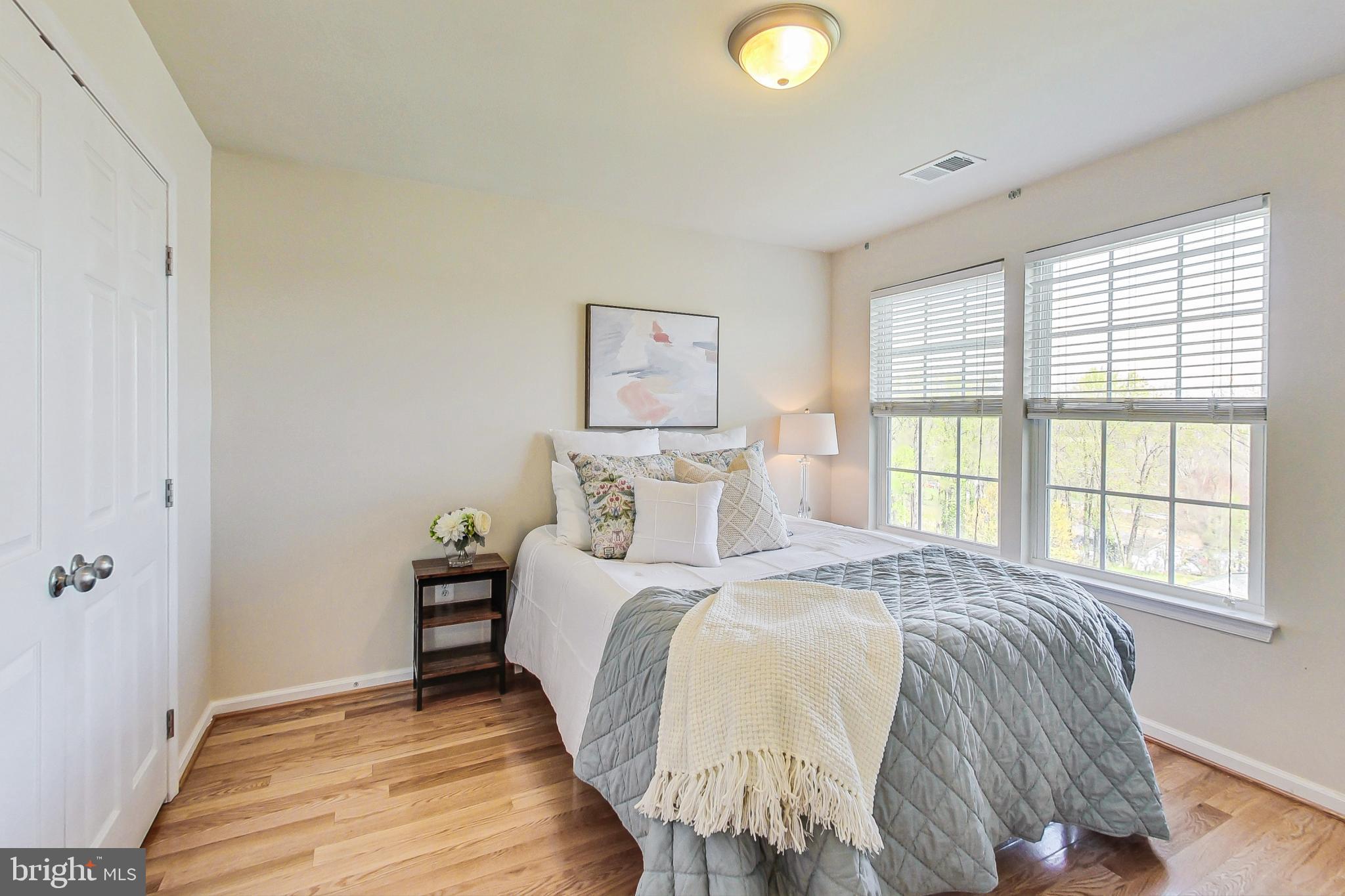 1810 Orchard Hill Dr