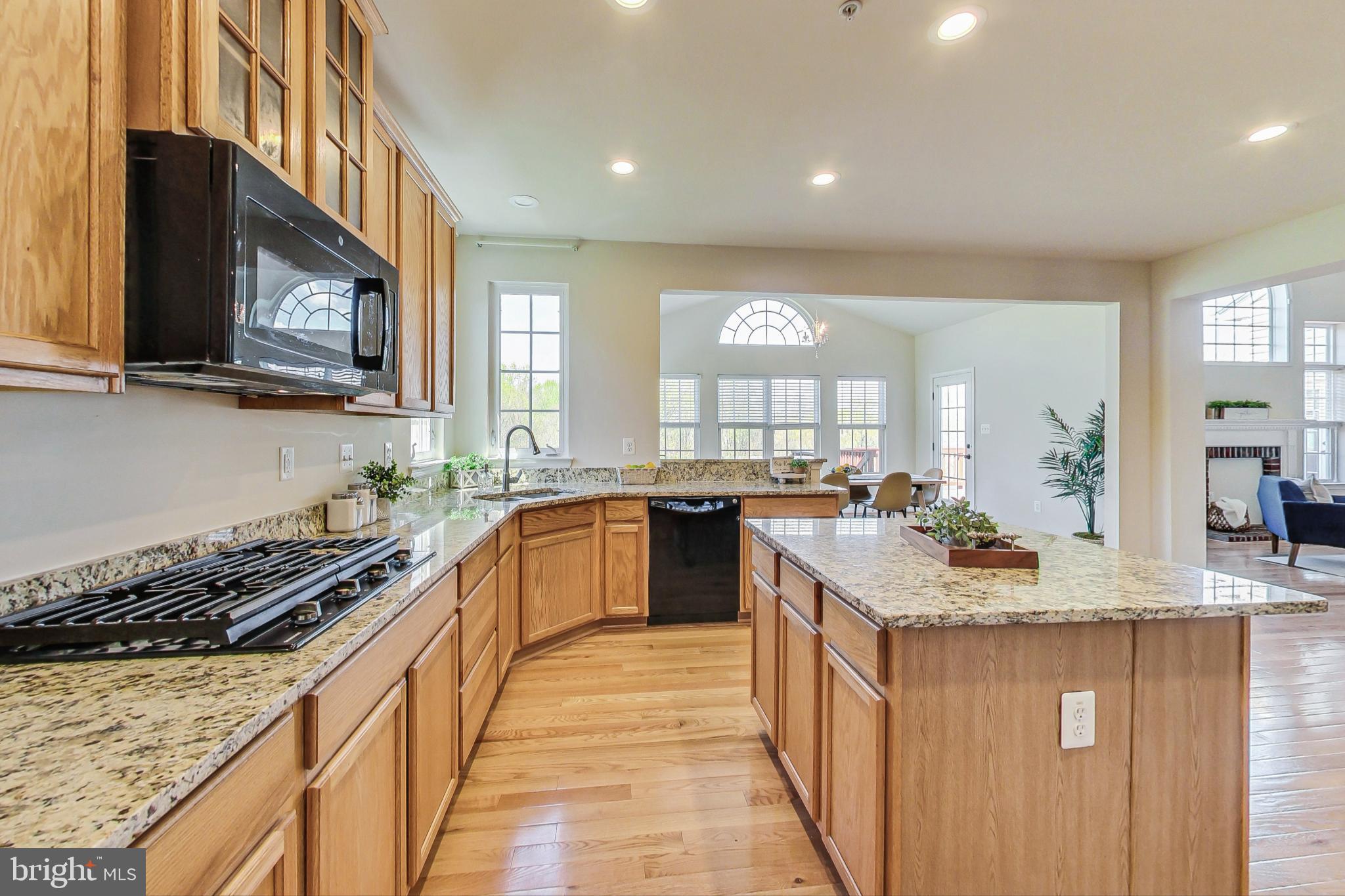 1810 Orchard Hill Dr