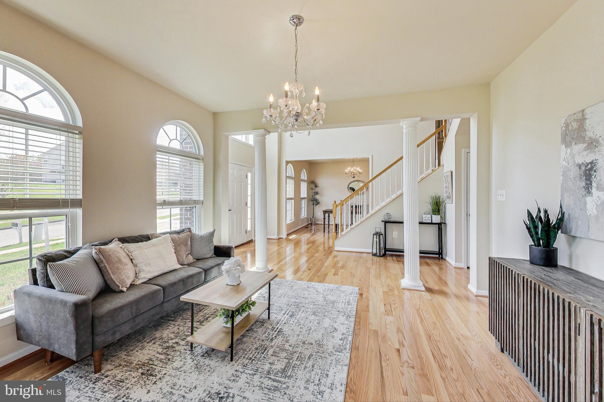 1810 Orchard Hill Dr