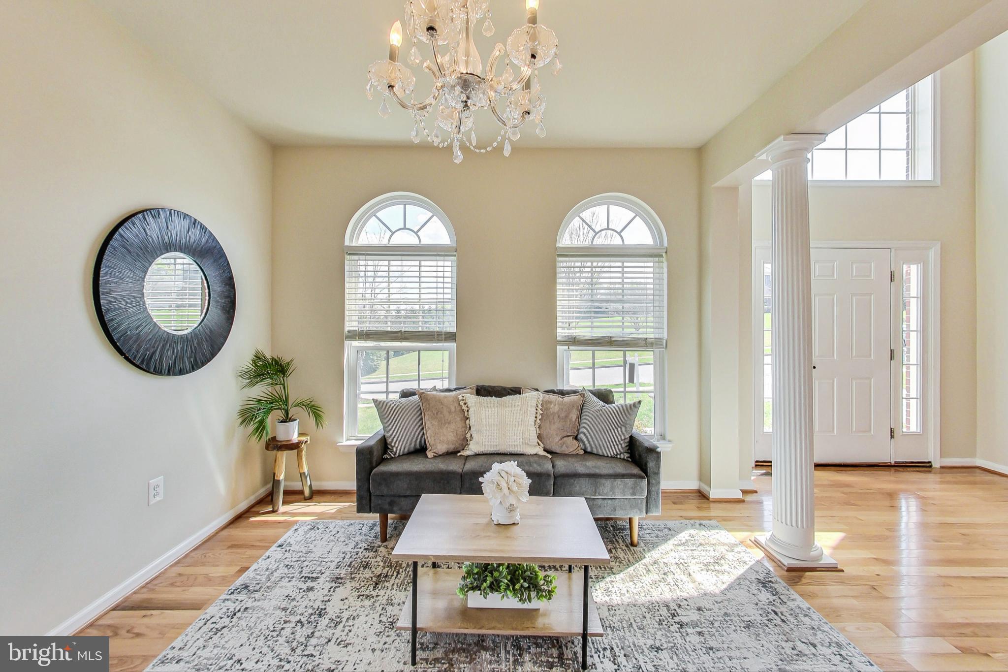 1810 Orchard Hill Dr