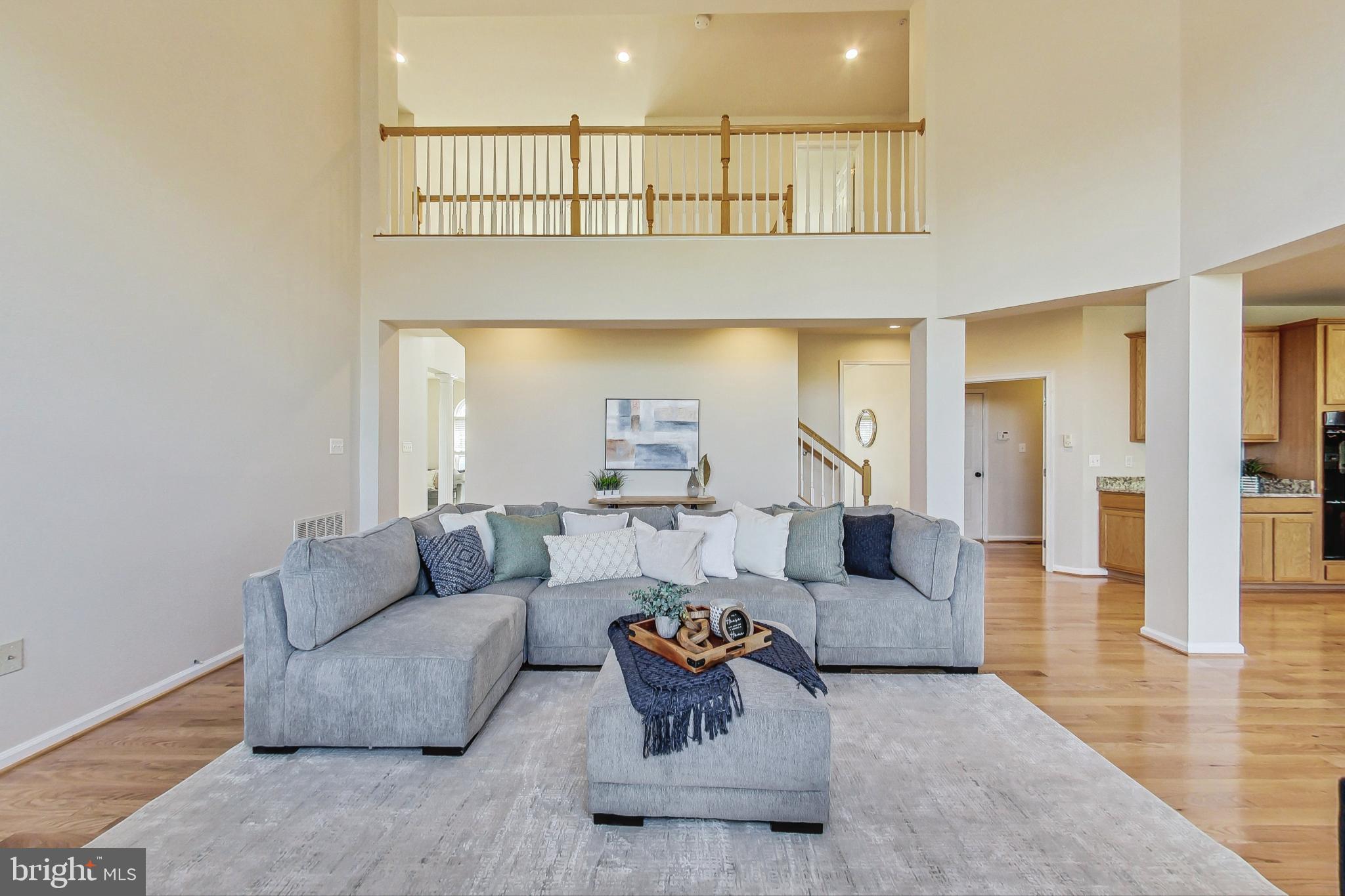 1810 Orchard Hill Dr