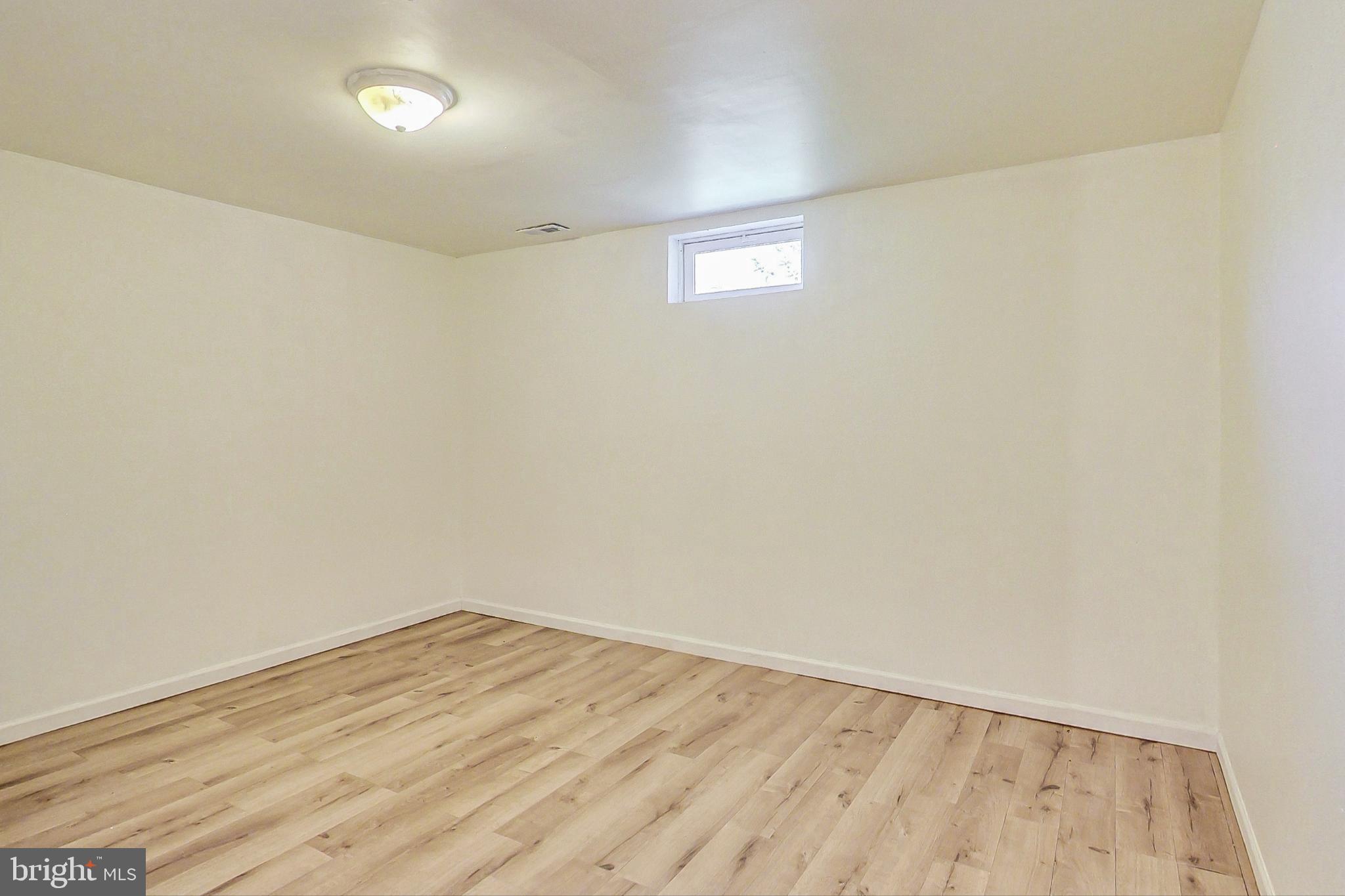 1810 Orchard Hill Dr