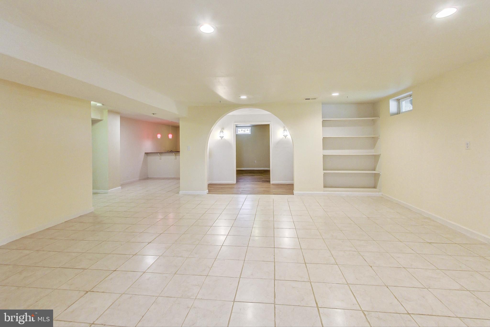 1810 Orchard Hill Dr