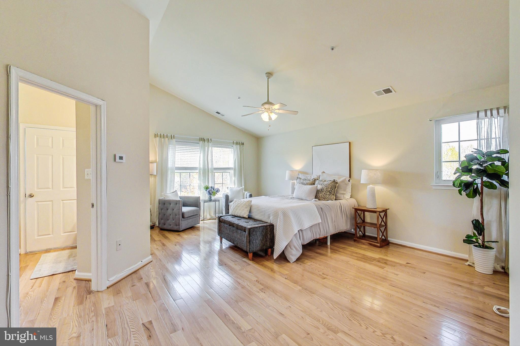 1810 Orchard Hill Dr