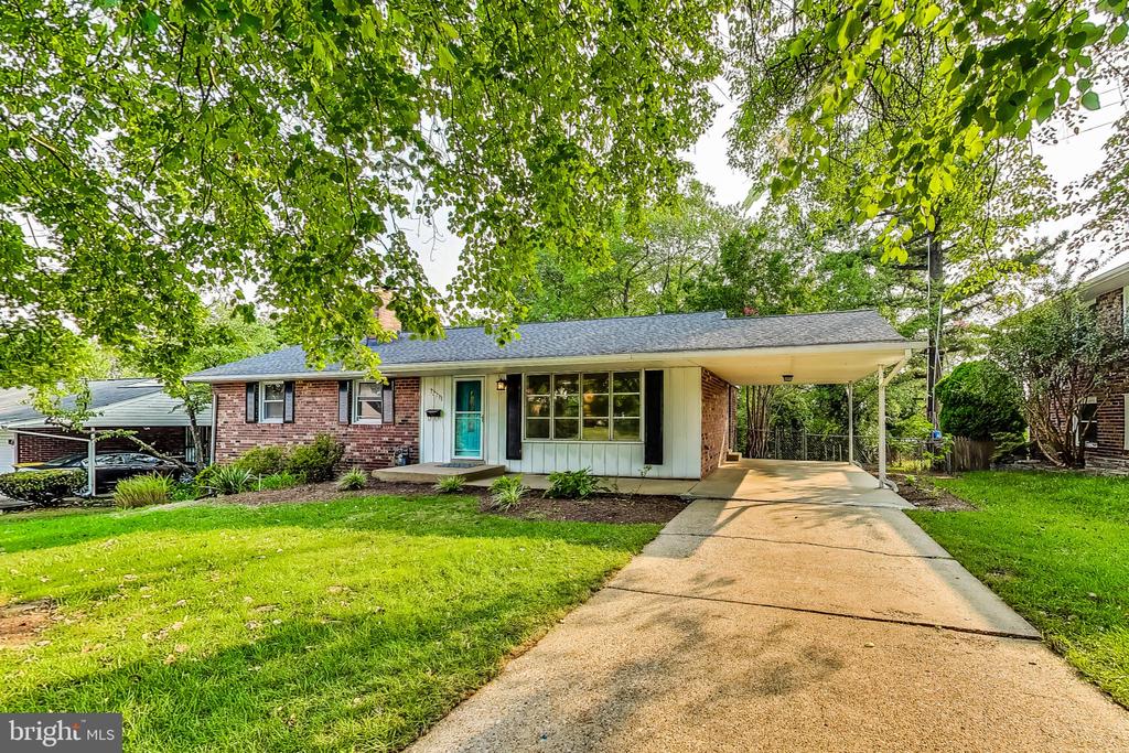 3215 Dunnington Rd