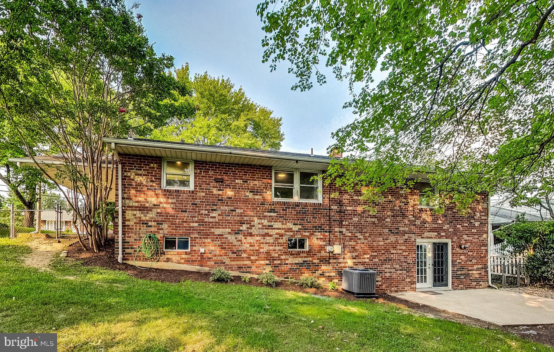 3215 Dunnington Rd