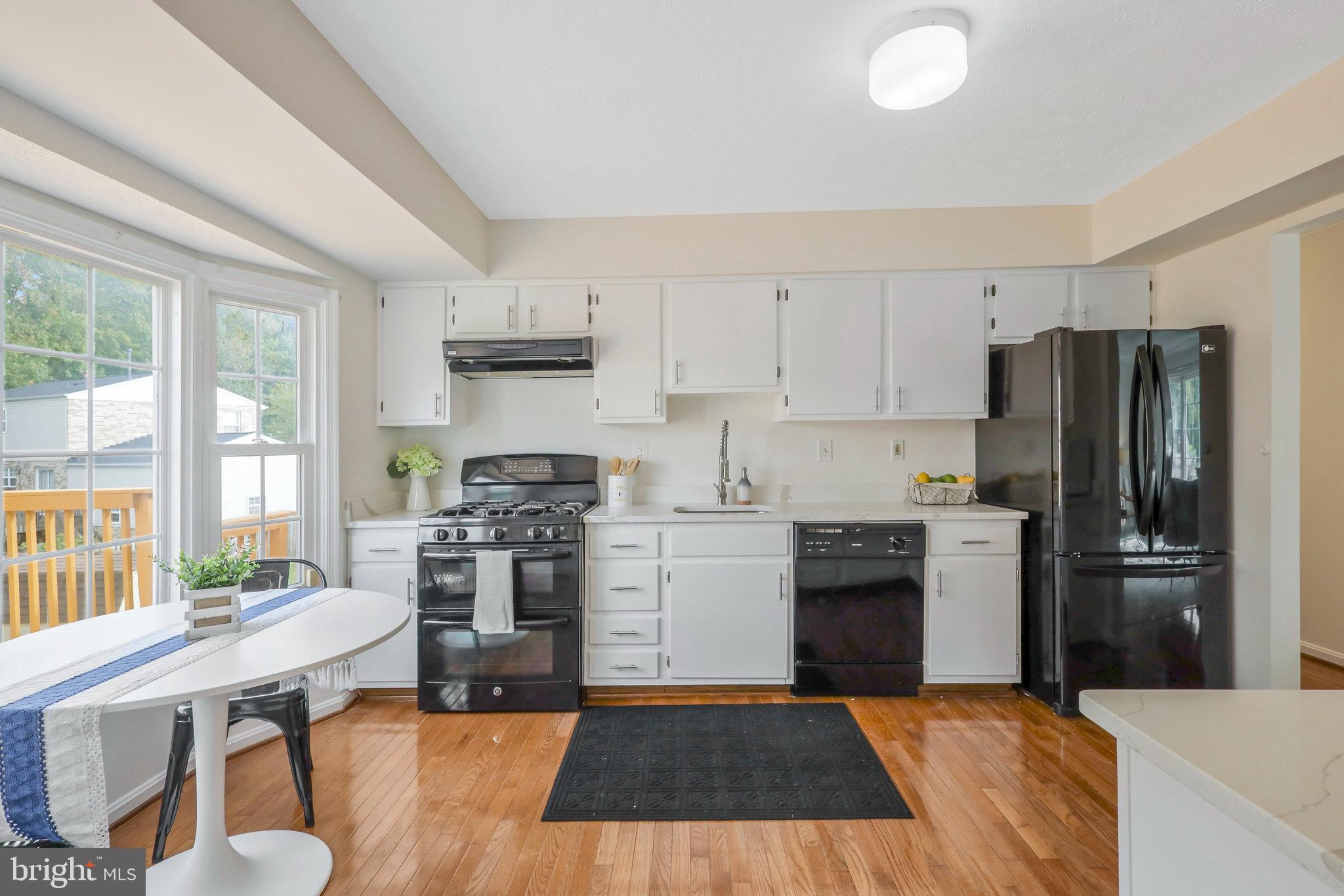 11706 Sylvia Dr