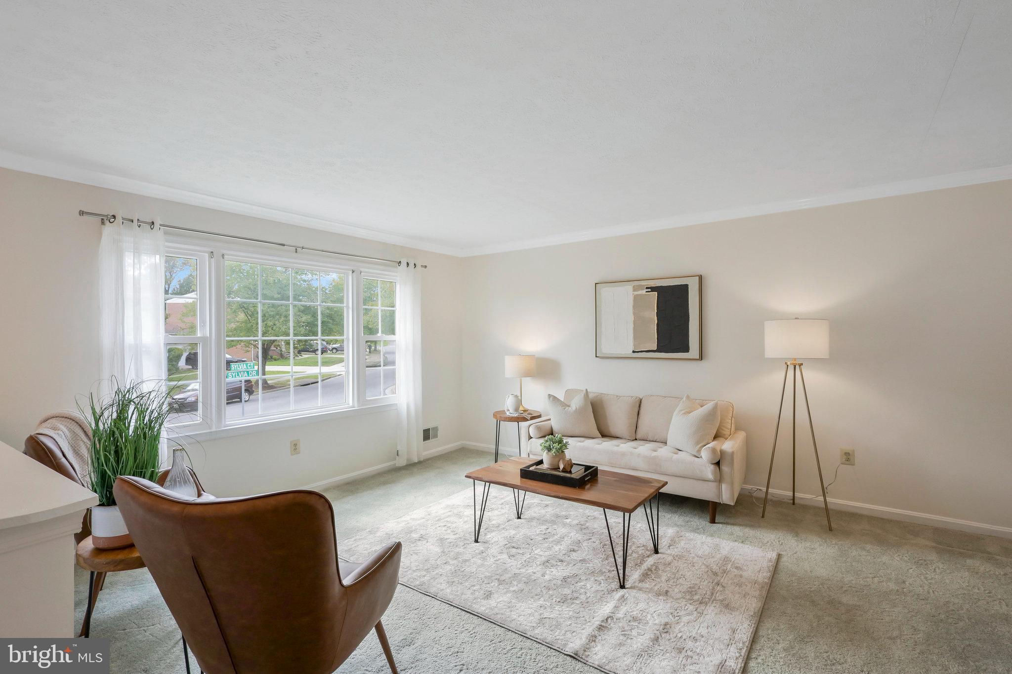 11706 Sylvia Dr