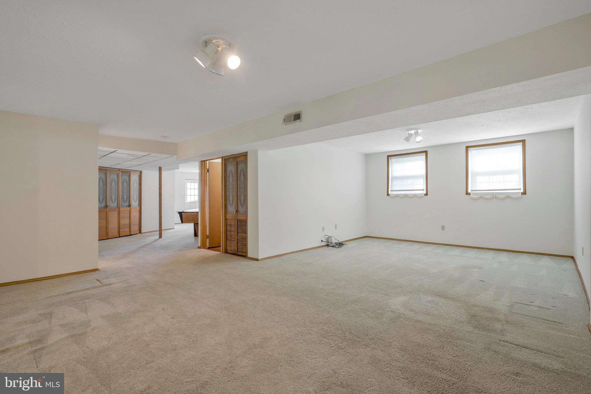 11706 Sylvia Dr