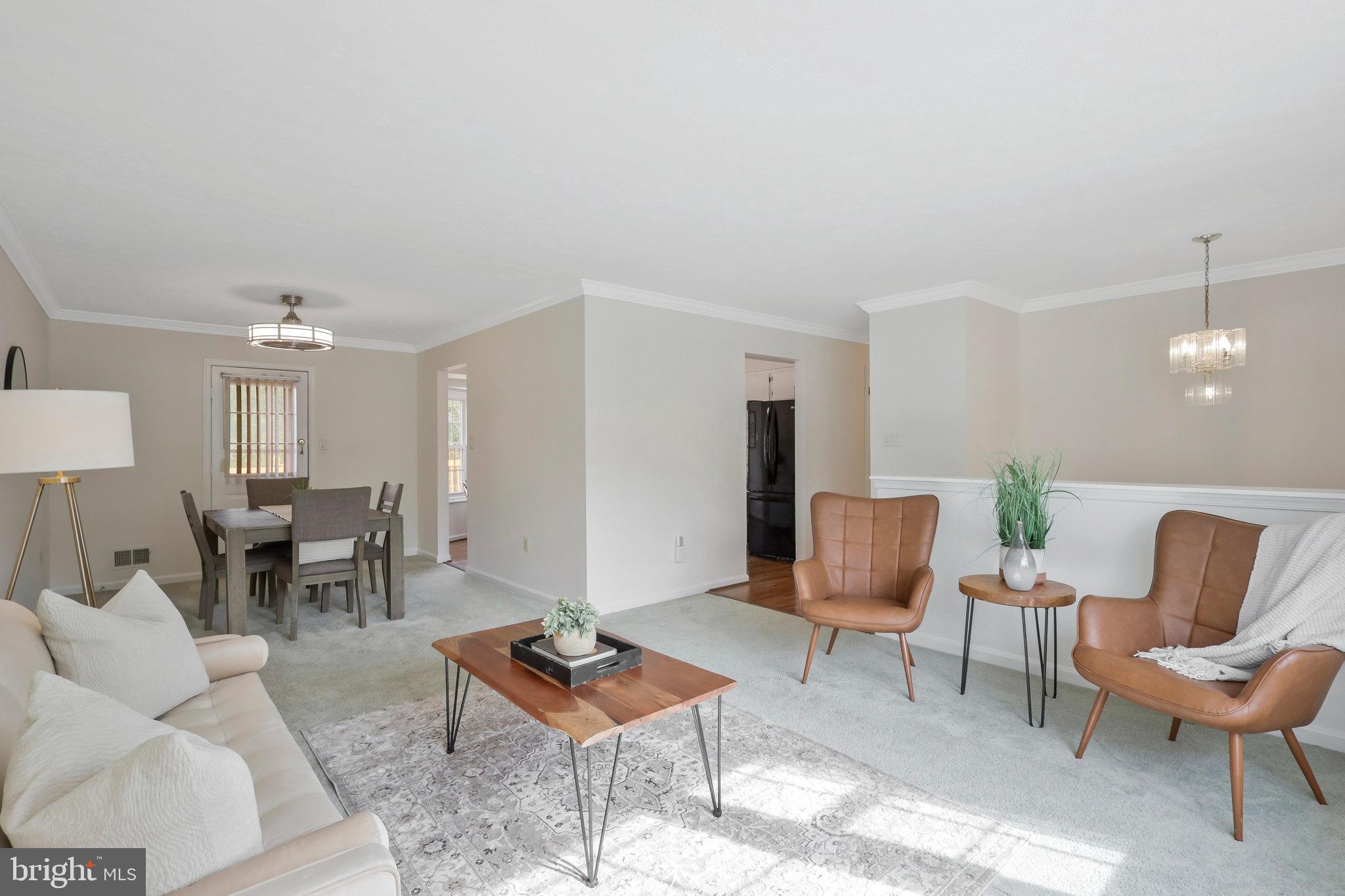 11706 Sylvia Dr