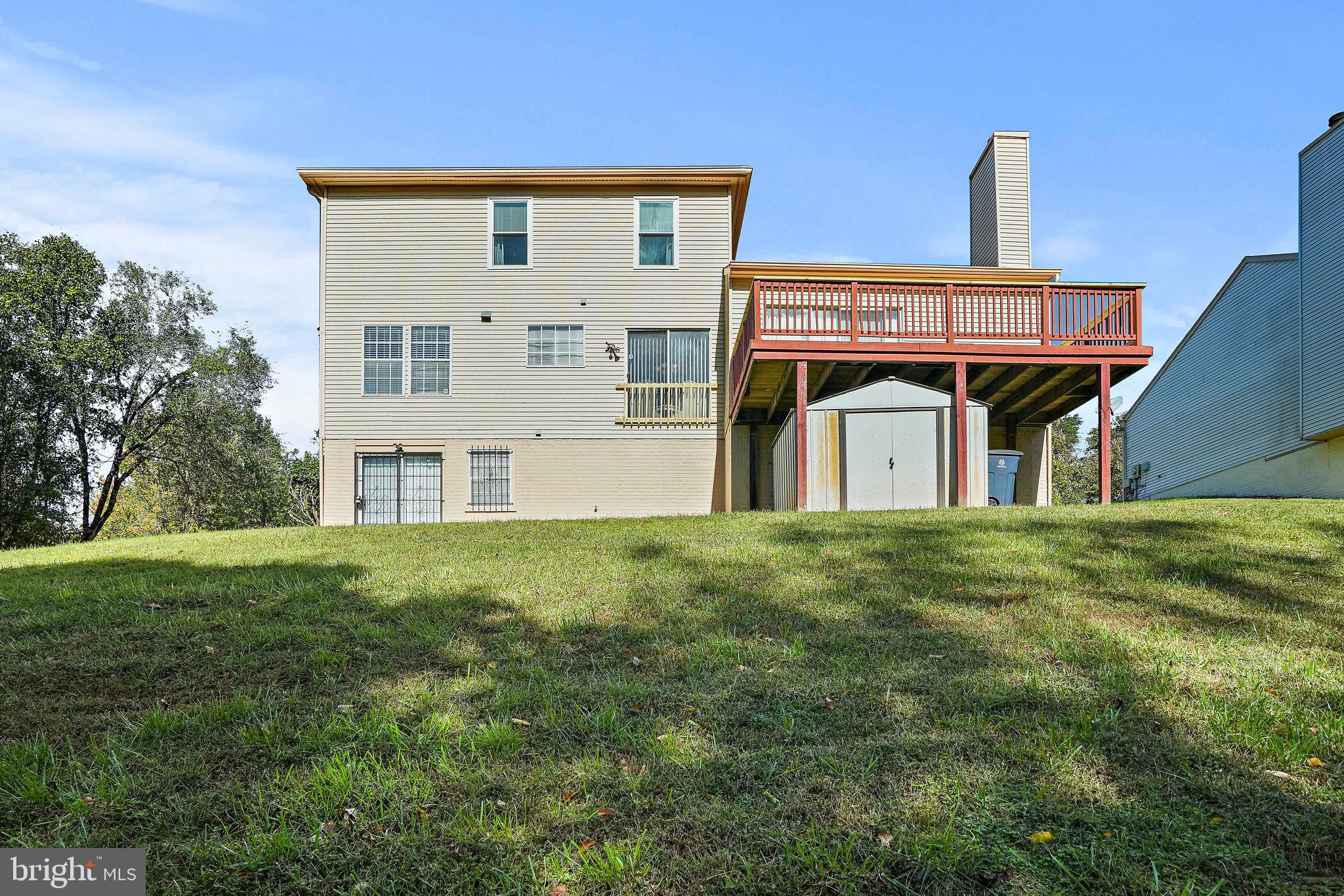 1201 Hunters Mill Ave