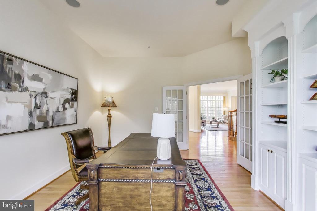 13309 Big Cedar Ln