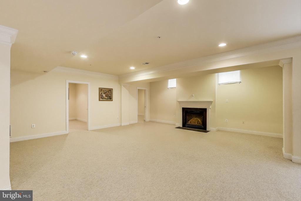 13309 Big Cedar Ln
