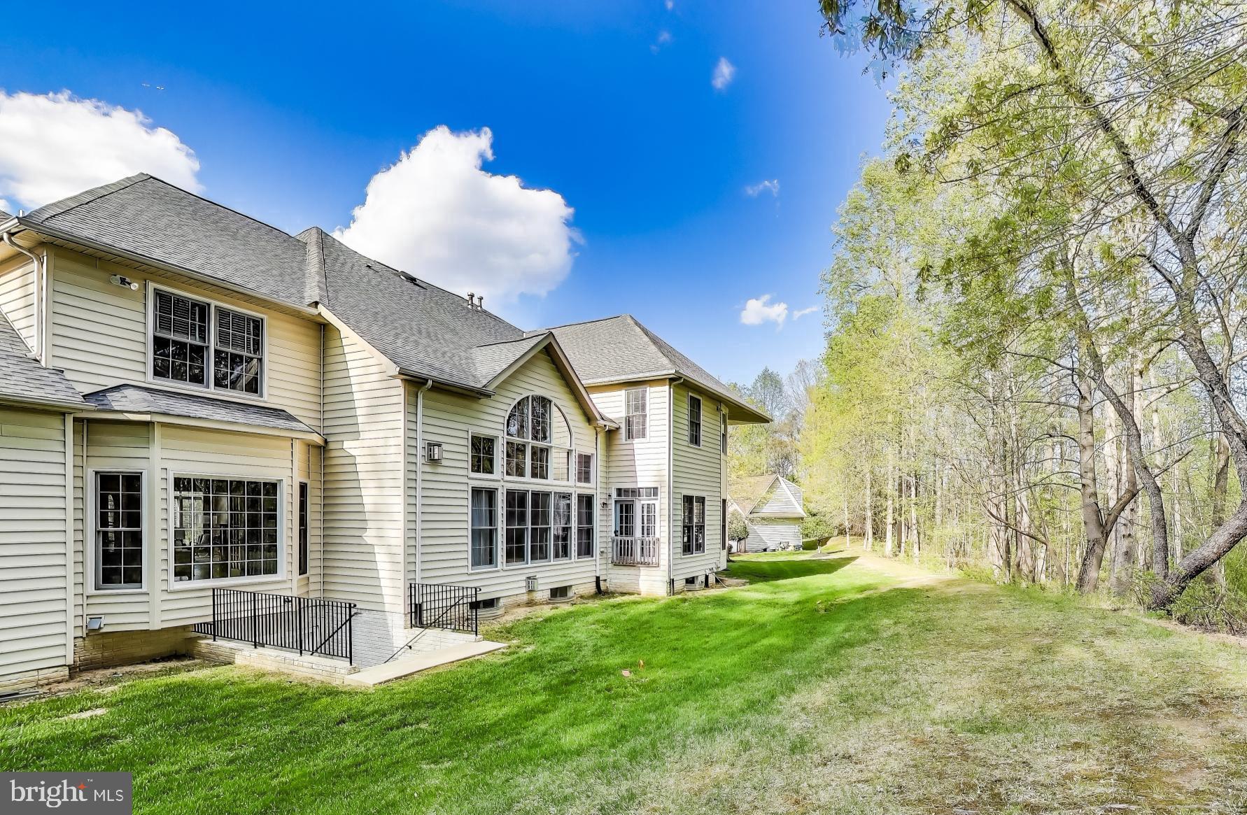 13309 Big Cedar Ln
