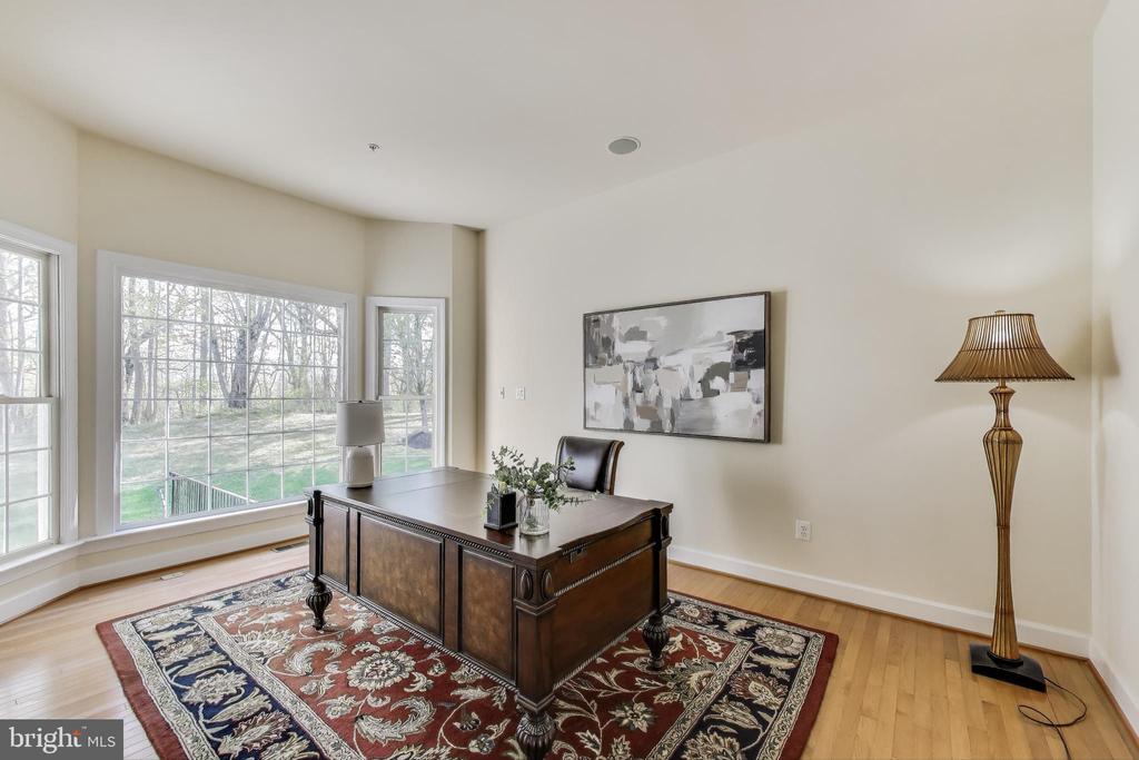 13309 Big Cedar Ln