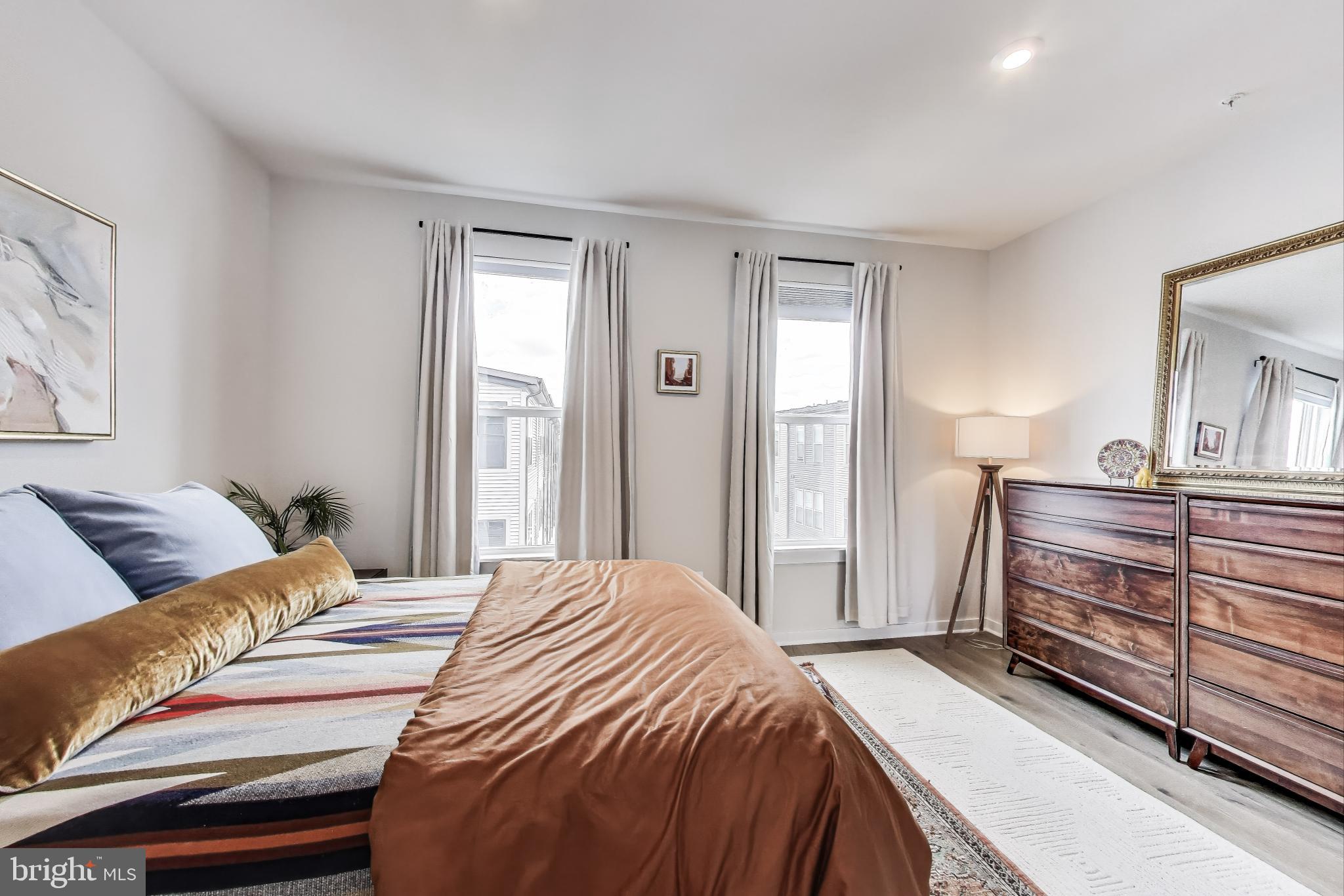 2509 RIVER TERRACE RD