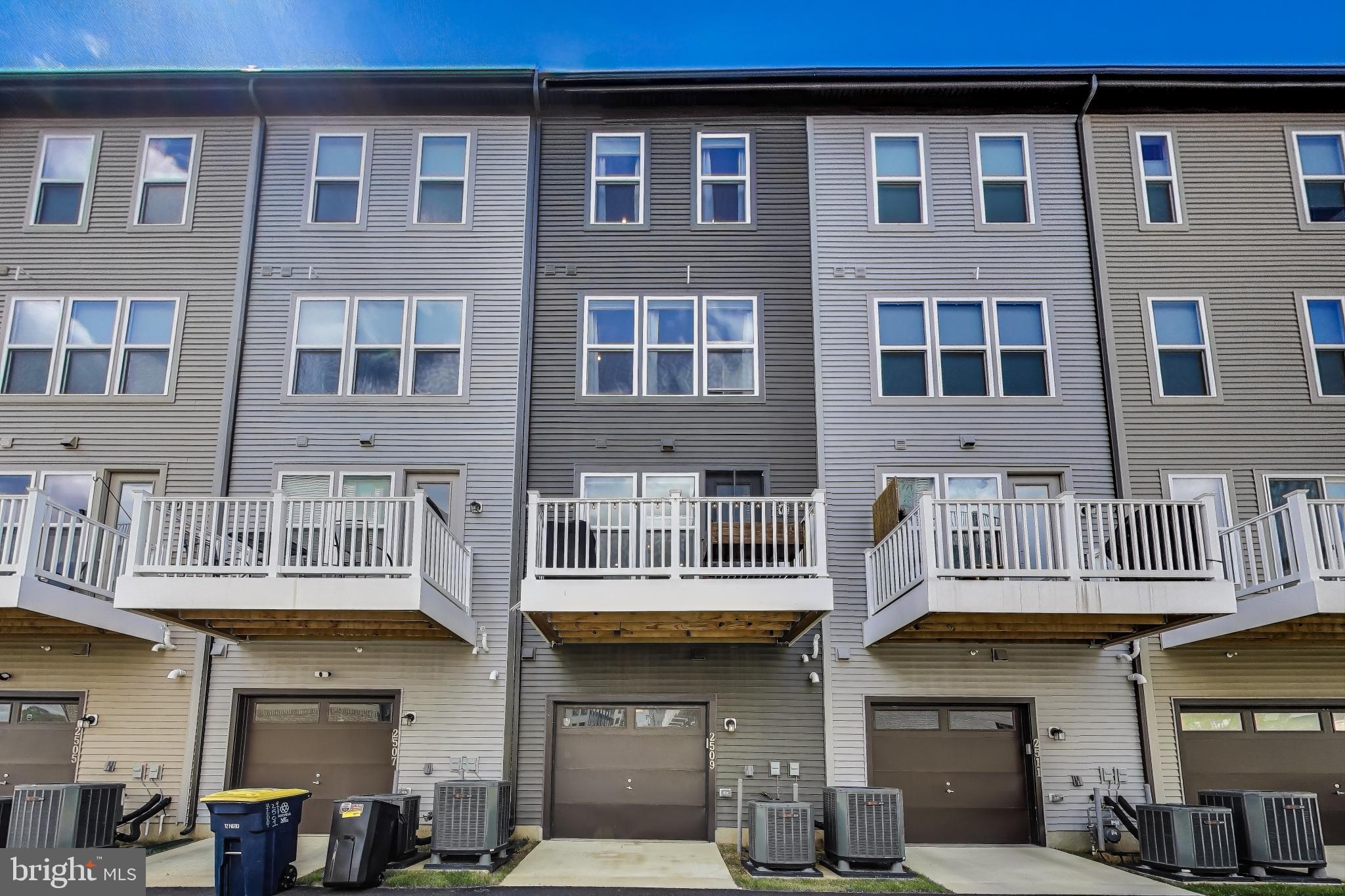 2509 RIVER TERRACE RD