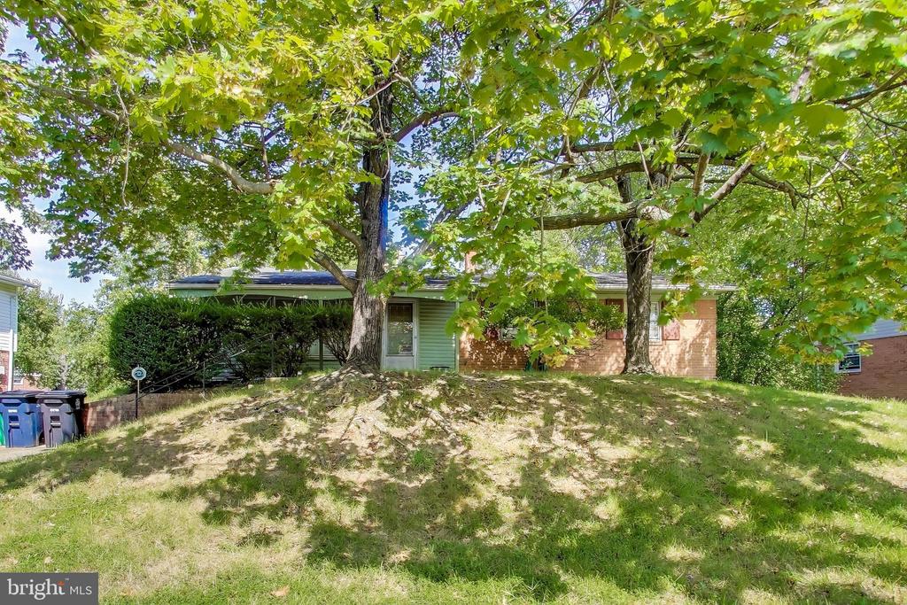 4210 CARRIAGE DRIVE