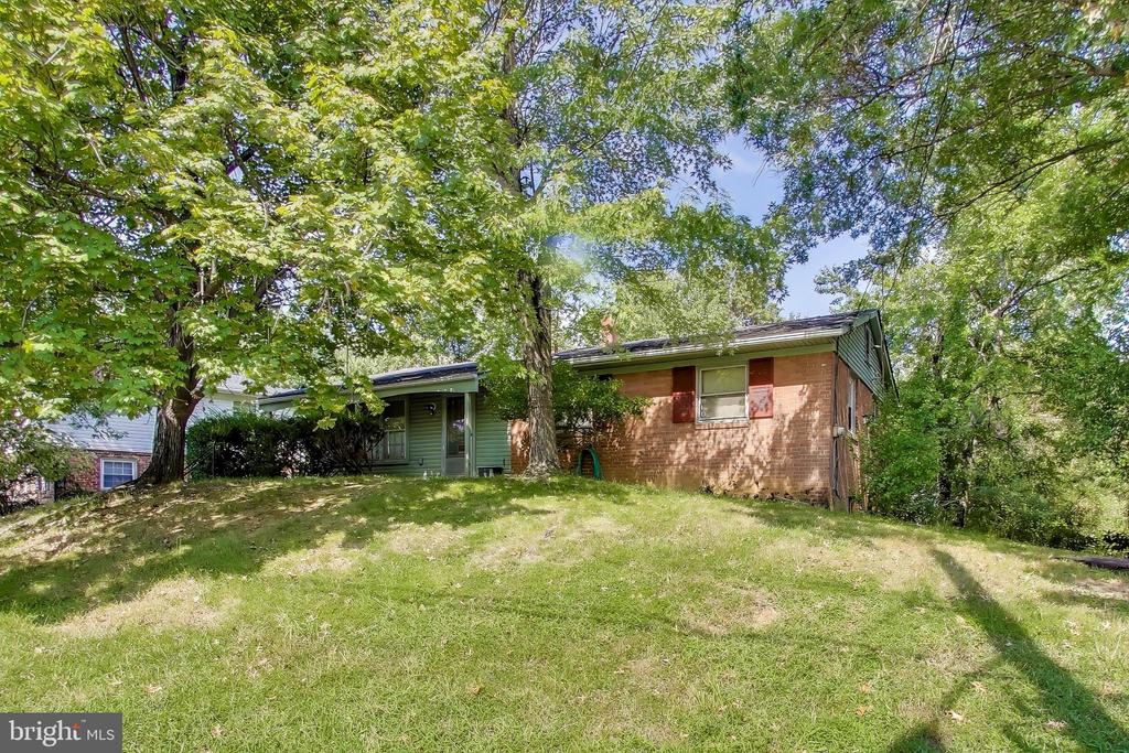 4210 CARRIAGE DRIVE