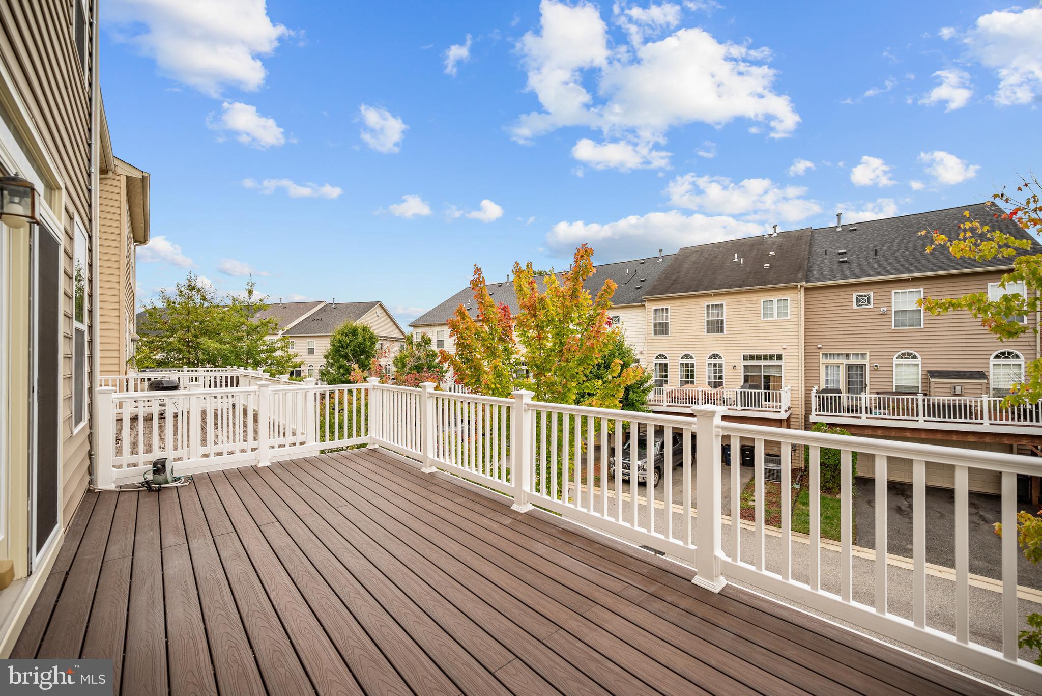 2703 LUCAS RUN WAY