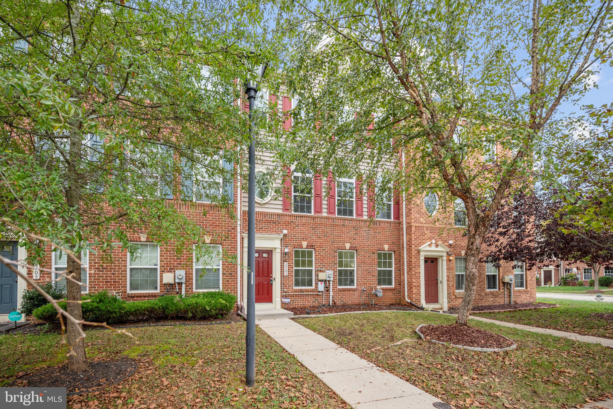 2703 LUCAS RUN WAY